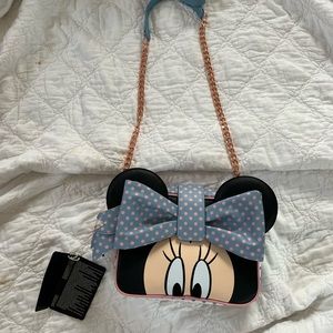 Loungefly Minnie mouse Crossbody new with tags, never used